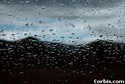 rain-windshield.jpg (12852 bytes)